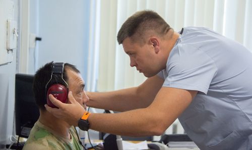 В Туву прибыли высококвалифицированные врачи-сурдологи из Национального медицинского исследовательского центра оториноларингологии (НМИЦО)