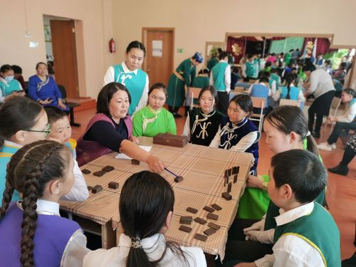 В Пий-Хемском районе прошёл турнир по тувинским настольным играм