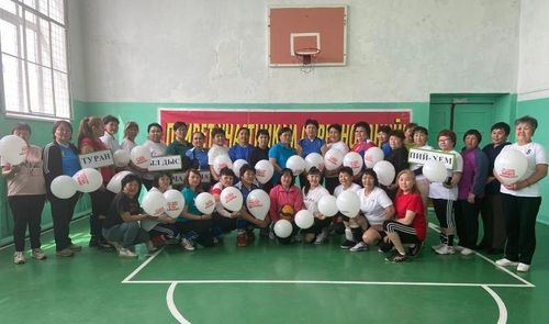 В Пий-Хемском районе состоялись республиканские соревнования по волейболу среди женских команд