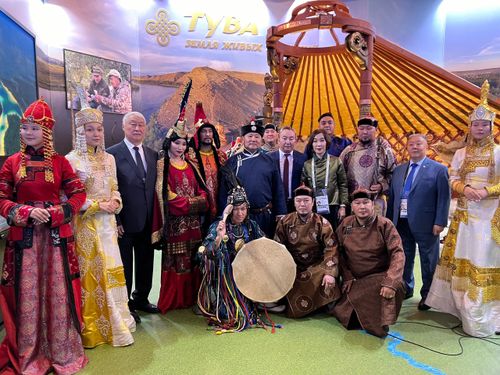 Владислав Ховалыг: «У каждого субъекта нашей огромной страны свои неповторимые символы и достижения»