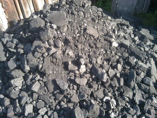 В Сут-Холе «социальный уголь» получат более 100 семей