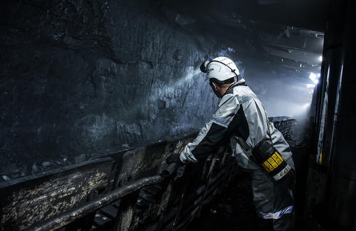 Глава Тувы поздравил работников угольной отрасли с Днем шахтера