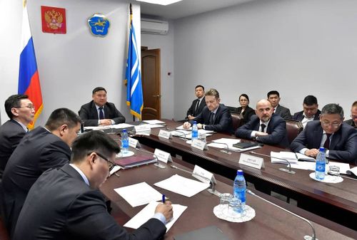 Глава Тувы принял участие в совещании под руководством президента