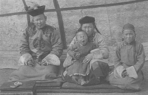 Өг-бүле – тыва кижиниң сүзүү