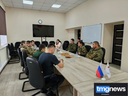 Военно-социальный центр минобороны организовал встречу военнослужащих Тувы с психологом