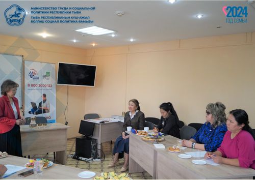 В Туве в прошлом году на детский телефон доверия поступило 9720 звонков