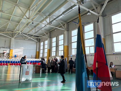 В атмосфере праздника: голосование на выборах в ЛДО проходит спокойно и комфортно