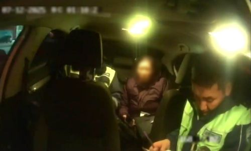 В Кызыле задержали водителя за управление автомобилем с поддельными правами