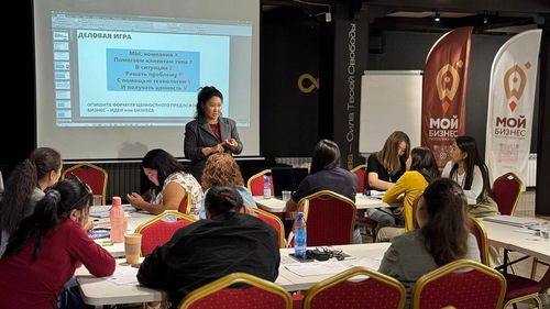 2025 чылда «Мээң бизнезим» төптүң өөредилге хемчеглеринге 700 ажыг кижи киришкен