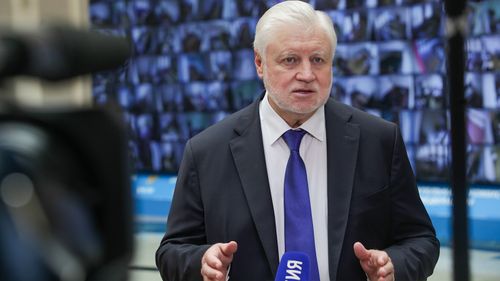 Глава Тувы поздравил с юбилеем Сергея Миронова