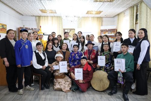 В Туве прошел республиканский конкурс чтецов «Мир поэзии М.Б. Кенин-Лопсана»