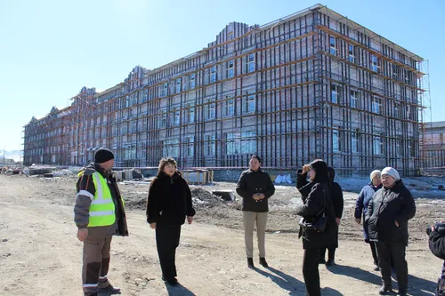 В Дзун-Хемчикском районе проинспектировали ход строительства новой школы