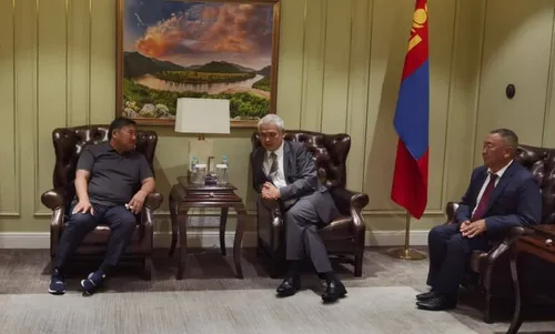 Владислав Ховалыг: «Тувинско-монгольские отношения служат примером истинной дружбы народов»