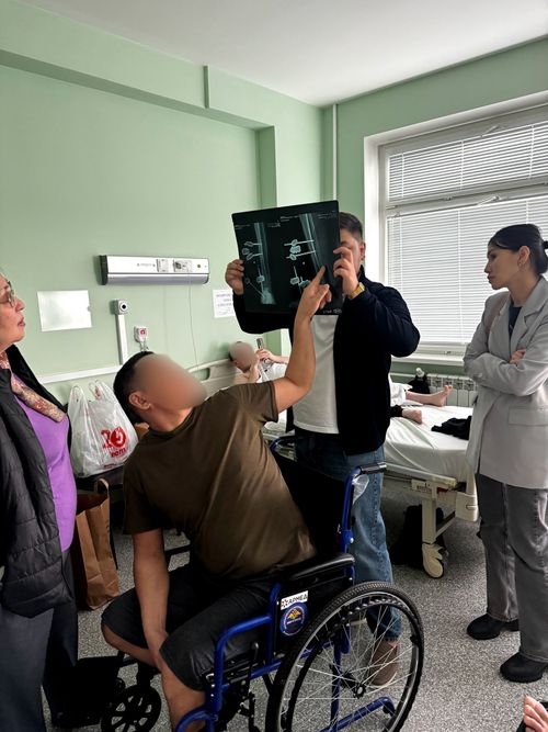 Полномочное представительство РТ в Москве продолжает работу по всесторонней поддержке участников СВО из Тувы