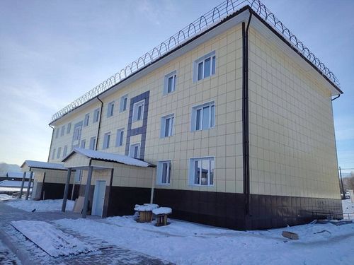 Хову-Аксы суурда эргижирээн ийи бажыңның чурттакчыларын чаа квартираларже көжүрер