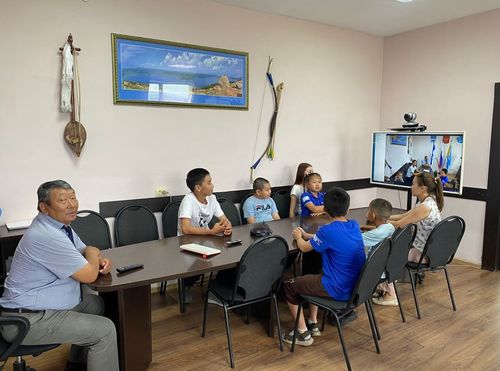 В Сут Хольском районе прошёл праздничный турнир по быстрым шахматам