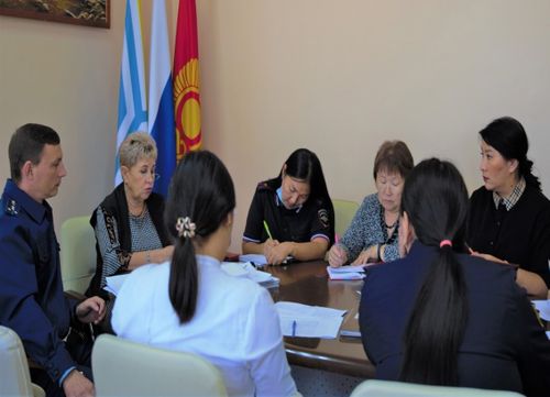 В Туве учредили ежегодный конкурс на лучшую комиссию по делам несовершеннолетних