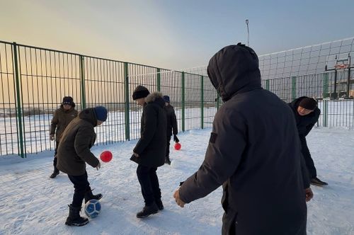 Сукпакта чаа хөй-ниити девискээри – уруглар ойнаар шөлчүгешти ажыткан