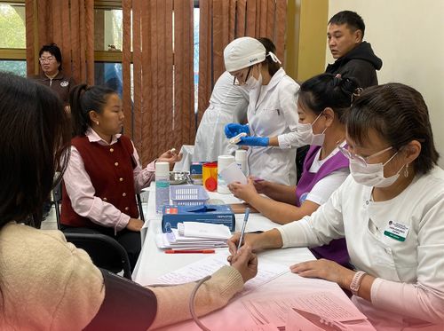 Более 10 тысяч жителей Тувы записались к врачу через мессенджер MAX с начала года