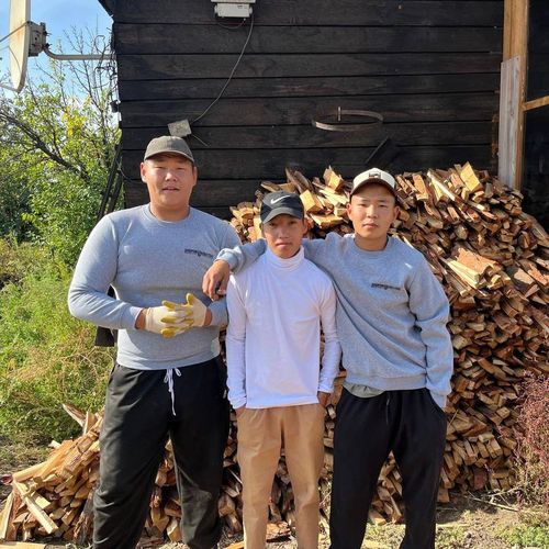 Волонтеры #МЫВМЕСТЕ оказали поддержку матери участника СВО в подготовке к зиме