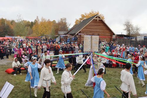 В Туве подвели итоги конкурса русской и казачьей песни на фестивале «Чербинские вечоры»