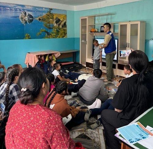 В Туве медицинские бригады провели профилактические беседы с детьми в трех летних оздоровительных лагерях