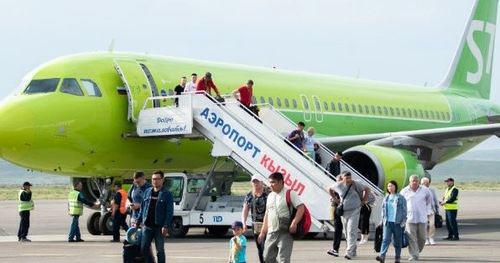 S7: Новосибирск – Кызыл аразында авиарейстер санын неделяда он бир чедир көвүдеткен