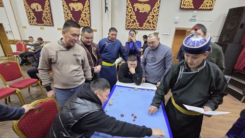 Ветеран СВО Сайын-Белек Сандак стал победителем республиканского турнира по игре «Кажык»