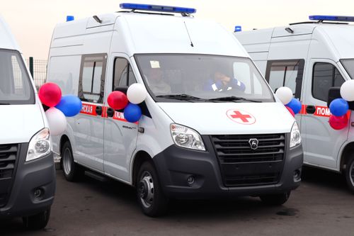 Медорганизации Тувы получили 28 новых специализированных автомобилей в 2023 году
