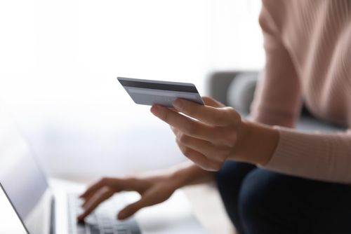 Мошенники начали отрабатывать схемы махинации с цифровым рублем