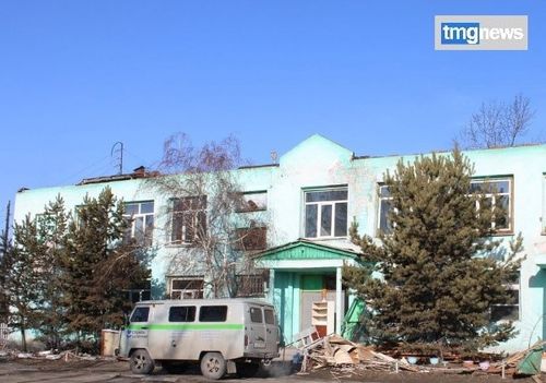 Чөөн-Хемчикте медицина төвүнүң хирургия салбырын бүрүнү-биле эде чаартып турар