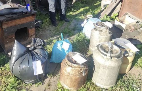 В Туране изъяли более 210 литров самогона