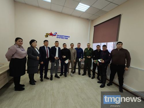 В Госфонде прошло торжественное вручение удостоверений ветерана боевых действий