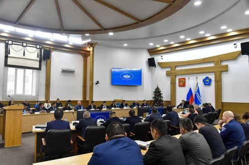 Владислав Ховалыг: «В праздничные выходные дни работа исполнительной власти не останавливается»