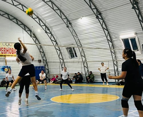 Гвардияның биче сержантызы Бады Тулуштуң чырык адын мөңгежиткен