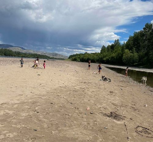 Дети снова купаются без присмотра