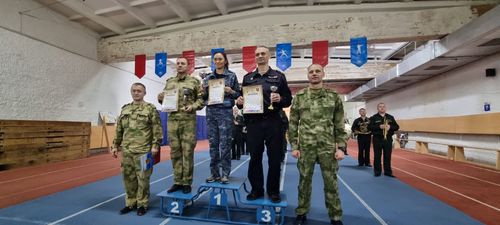 Спортсмены из Тувы стали победителями чемпионата Сибирского округа по служебному двоеборью