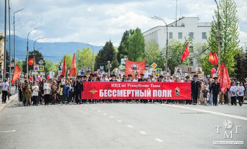 В Кызыле 9 мая состоялась традиционная патриотическая акция «Бессмертный полк»
