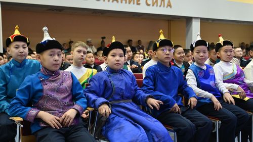 В Кызылском президентском кадетском училище отметили наступление года Красной Огненной Лошади обрядом «чолукшулга»