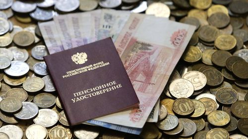 Госдума одобрила повышение пенсий неработающим пенсионерам