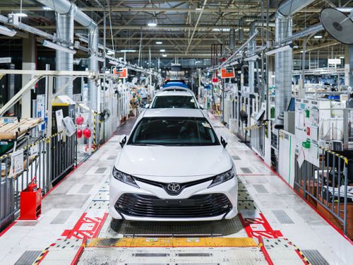 «Toyota» возвращается в Россию