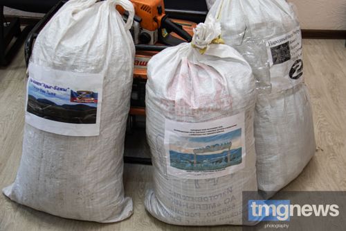 В Туве продолжается сбор помощи для поддержки участников СВО в преддверии Шагаа