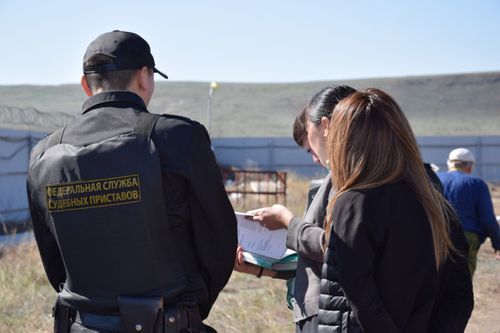 «Россети Сибирь Тываэнерго» взыскали с должника из Каа-Хема долг в полмиллиона рублей