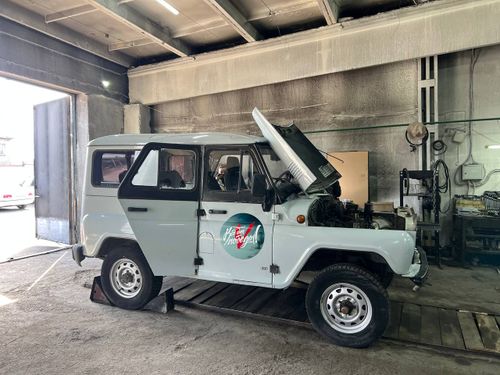 Минлесхоз Тувы передал автомобиль «УАЗ Хантер» для нужд участников СВО