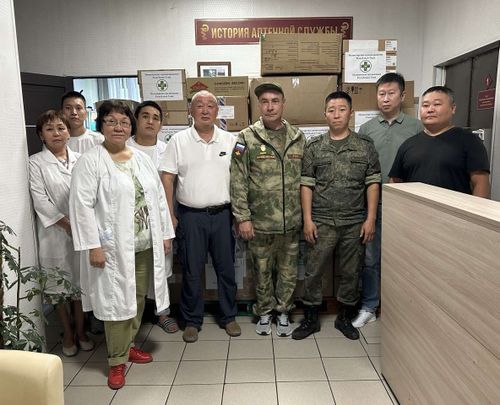 Медорганизации Тувы передали гуманитарный груз для нужд СВО