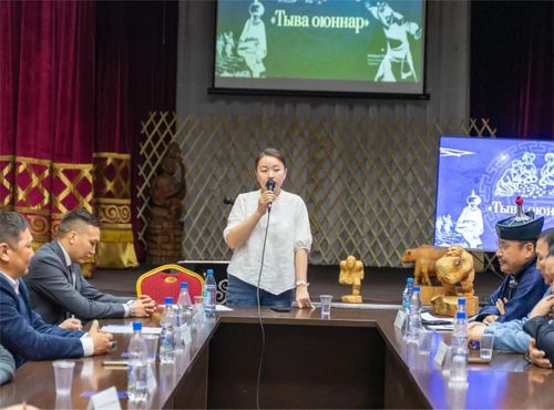 Тыва оюннар: бурунгаар хөгжүлдези болгаш деткимчези