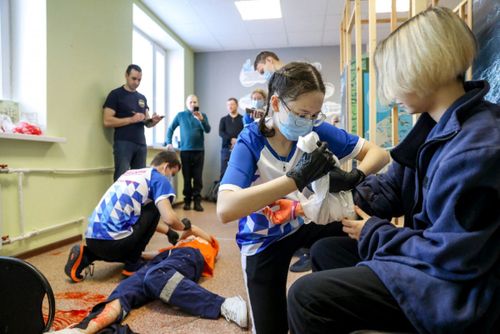 Тува вошла в топ лидеров по числу школьников и студентов, обученных навыкам оказания первой помощи