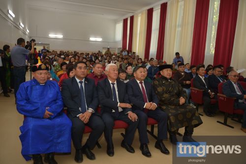 Глава Тувы побывал на открытии обновленного музея в Сут-Холе