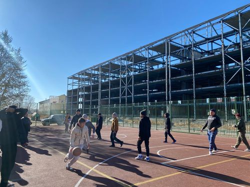 В Кызыле появилась новая спортивно-игровая площадка