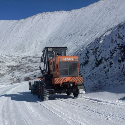 Арттар ажыр оруктарда харны аштап турар